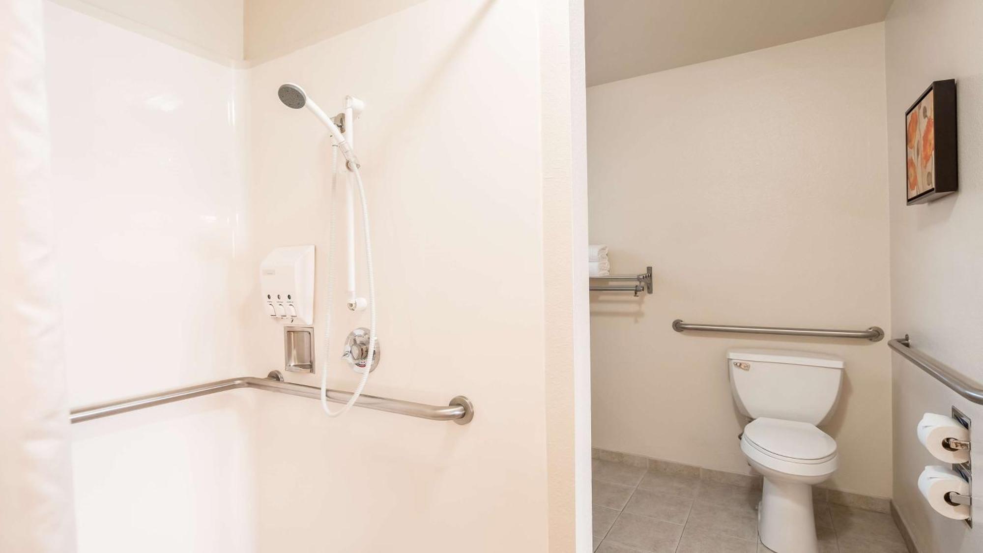 Best Western Golden Key Auburn Bagian luar foto